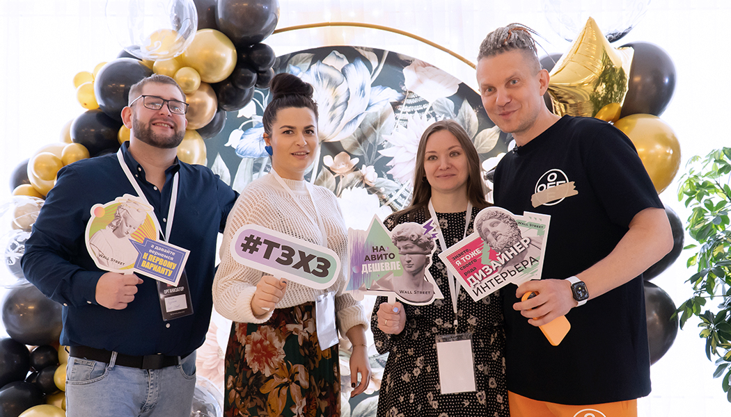 Виктор Виден на большой дизайнерской вечеринке у Полины Лебедевой